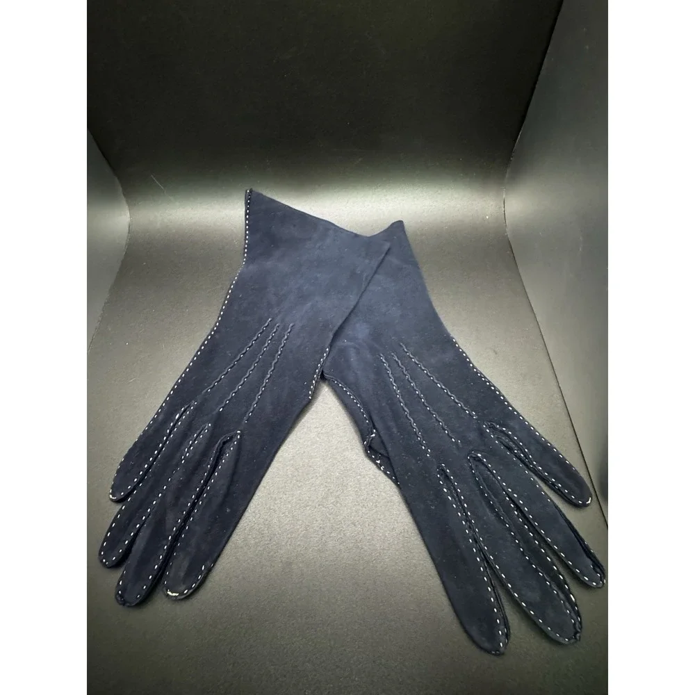 Vintage Blue‎ Suede With Decorative White Stitching Driving Gloves